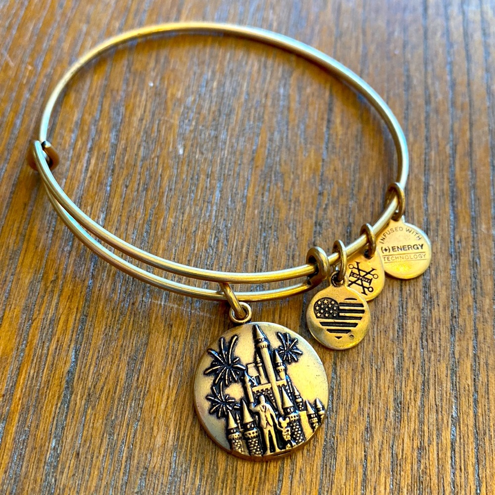 2017 Disney Alex & Ani gold - never worn
